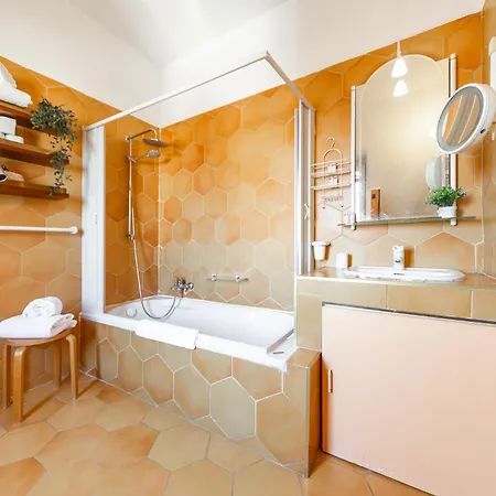 Apartment Repubblica-stazione Big House Skyline View 4 Pax Check In H24 *