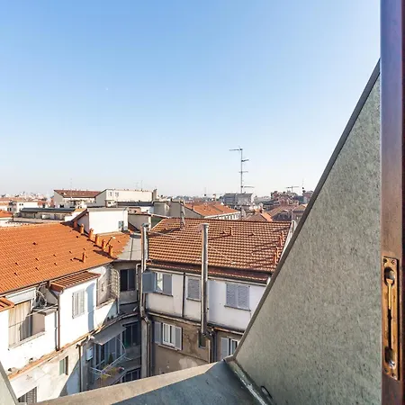Apartment Repubblica-stazione Big House Skyline View 4 Pax Check In H24 Milan