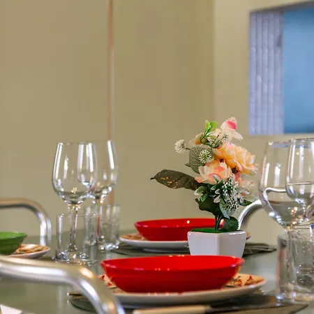 Apartment Repubblica-stazione Big House Skyline View 4 Pax Check In H24
