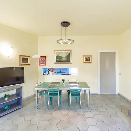 Repubblica-stazione Big House Skyline View 4 Pax Check In H24 Apartment Milan