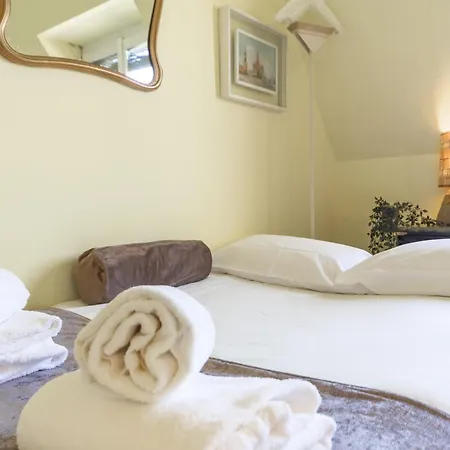 Apartment Repubblica-stazione Big House Skyline View 4 Pax Check In H24 *