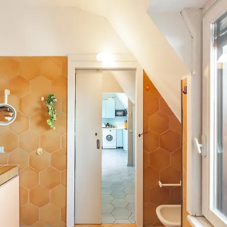 Repubblica-stazione Big House Skyline View 4 Pax Check In H24 شقة