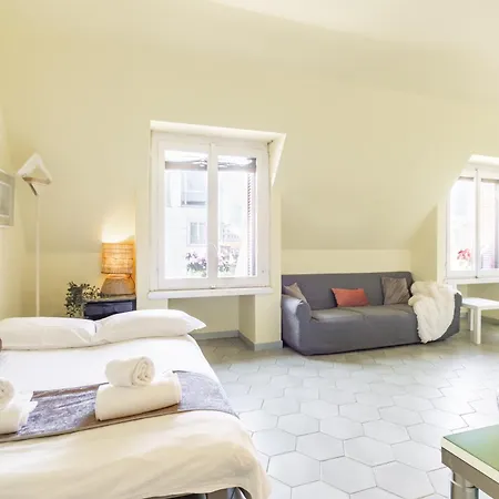 Repubblica-stazione Big House Skyline View 4 Pax Check In H24 شقة *